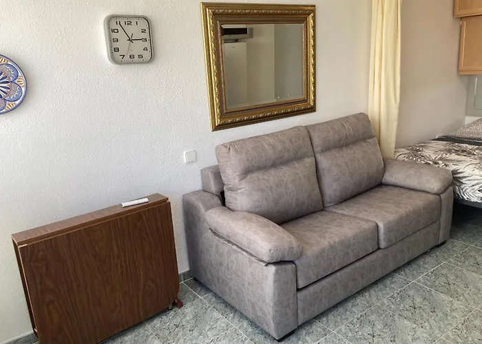 Apartamento La Pineda A 100 Metros De La Playa!!