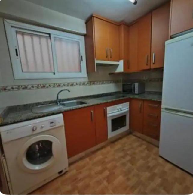 Apartamento A 100 Metros De La Playa!! 2 * La Pineda
